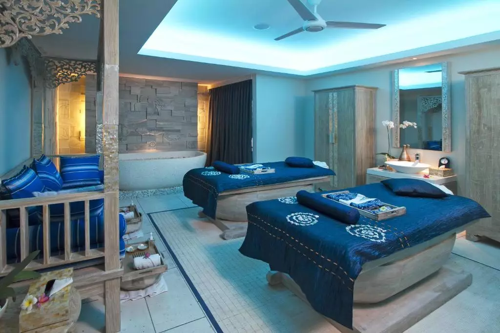 Kuta Seaview Beach Resort